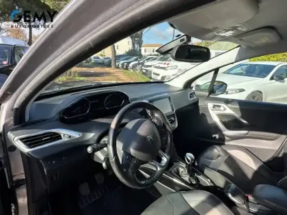 Photo 7 Peugeot 2008  PureTech 110ch S&S BVM6