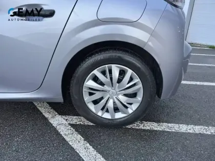 Photo 10 Peugeot 208  PureTech 75 S&S BVM5