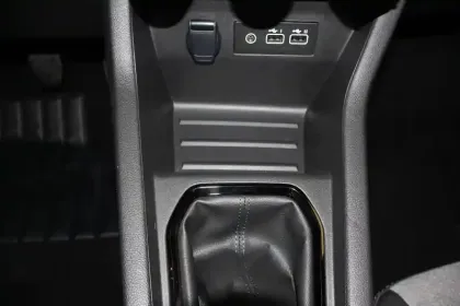 Photo 26 Renault Clio  Eco-G 100 ch GSR2