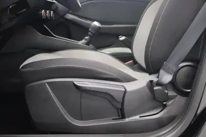 Photo 8 Renault Clio  TCe 90 ch GSR2