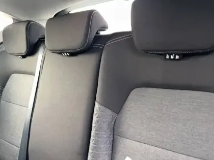 Photo 27 Renault Captur  TCe 100 GPL - 21