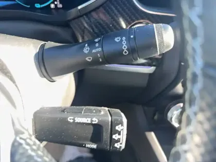 Photo 45 Renault Arkana  E-Tech hybride 145 - 22