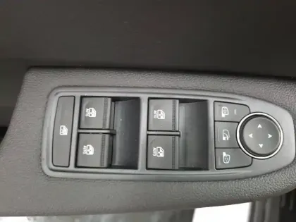 Photo 18 Mitsubishi Colt  1.0 MPI-T 91