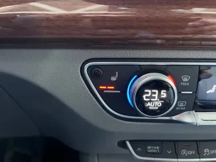 Photo 28 Audi Q5  40 TDI 204 S tronic 7 Quattro