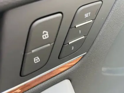 Photo 25 Audi Q5  40 TDI 204 S tronic 7 Quattro