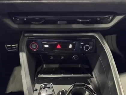 Photo 20 Audi Q5  Sportback TFSI 204 ch Hybride S tronic 7 Quattro