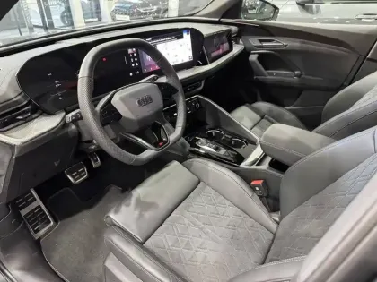 Photo 16 Audi Q5  Sportback TFSI 204 ch Hybride S tronic 7 Quattro