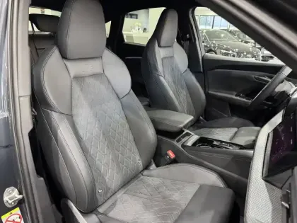 Photo 26 Audi Q5  Sportback TFSI 204 ch Hybride S tronic 7 Quattro