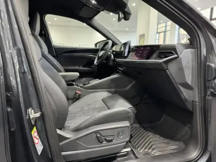 Photo 25 Audi Q5  Sportback TFSI 204 ch Hybride S tronic 7 Quattro