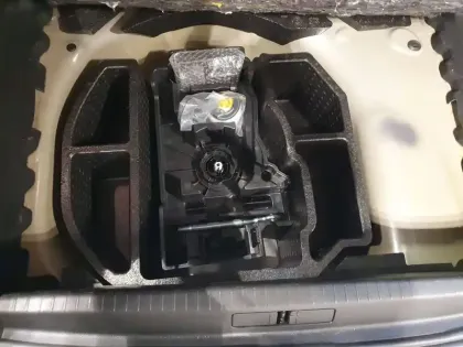 Photo 29 Peugeot 208  PureTech 100 S&S BVM6