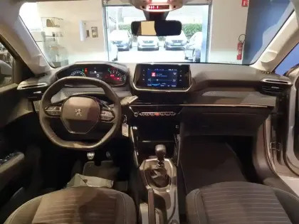 Photo 55 Peugeot 208  PureTech 100 S&S BVM6