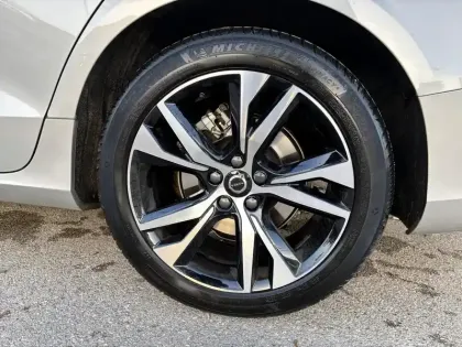 Photo 33 Volvo V60  B3 163 ch DCT 7