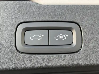 Photo 6 Volvo V60  B3 163 ch DCT 7