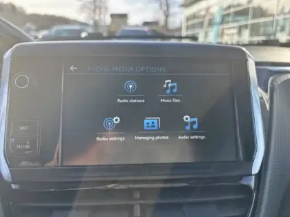 Photo 56 Peugeot 2008  1.2 PureTech 130ch S&S BVM6