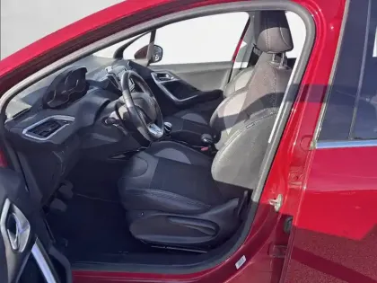 Photo 52 Peugeot 2008  1.2 PureTech 130ch S&S BVM6