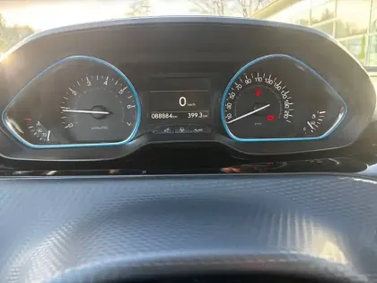 Photo 9 Peugeot 2008  1.2 PureTech 130ch S&S BVM6