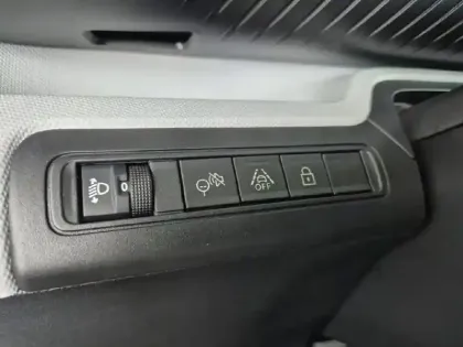 Photo 39 Citroën C3 e- 113 ch Automatique