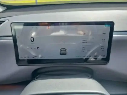 Photo 29 Leapmotor C10  REEV 28.4 kWh - 158 kW