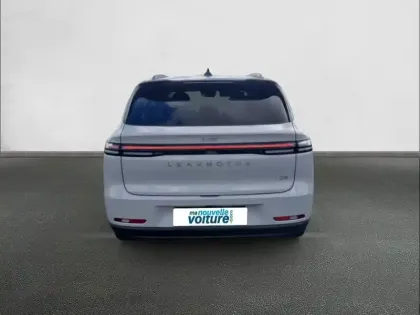 Photo 24 Leapmotor C10  REEV 28.4 kWh - 158 kW