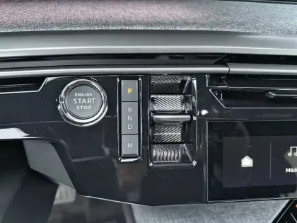 Photo 61 Peugeot 3008  Hybrid 145 e-DCS6