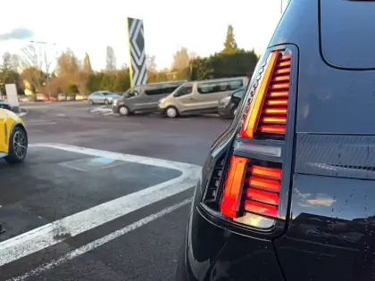 Photo 27 Renault 5 Renault  E-Tech Electrique 10 ch autonomie confort