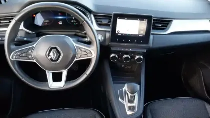 Photo 8 Renault Captur  E-Tech Plug-in 160