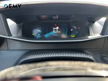 Photo 13 Peugeot 2008  Electrique 136 ch