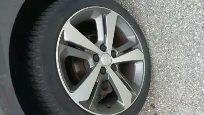 Photo 10 Peugeot 308  SW PureTech 130ch S&S BVM6