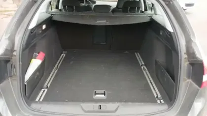 Photo 20 Peugeot 308  SW PureTech 130ch S&S BVM6