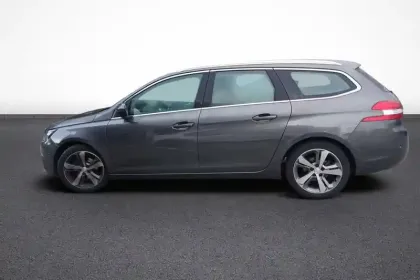 Photo 62 Peugeot 308  SW PureTech 130ch S&S BVM6