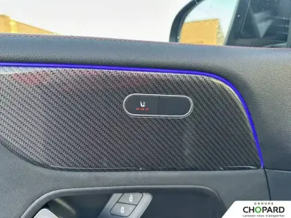 Photo 24 Mercedes GLB  200 d 8G-DCT