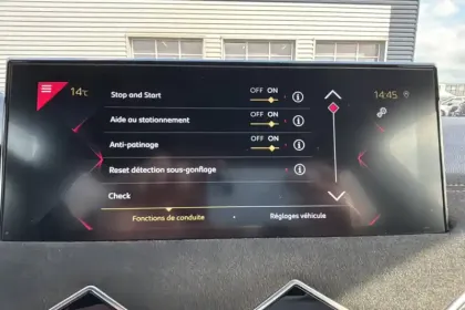 Photo 37 DS DS 3  BlueHDi 130 EAT8