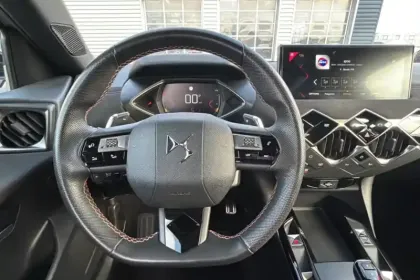 Photo 32 DS DS 3  BlueHDi 130 EAT8