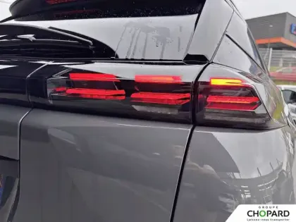 Photo 10 Peugeot 2008  Hybrid 145 e-DCS6