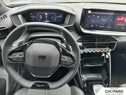 Photo 12 Peugeot 2008  Hybrid 145 e-DCS6