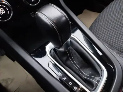 Photo 44 Renault Arkana  E-Tech 145