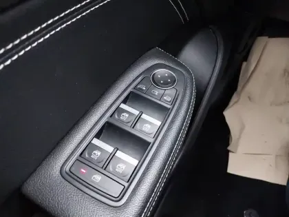 Photo 47 Renault Arkana  E-Tech 145