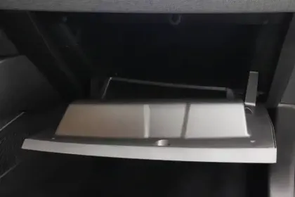 Photo 11 Renault Clio Gén. V (BJA) Ph2 Evolution 5