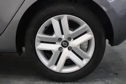 Photo 16 Renault Clio Gén. V (BJA) Ph2 Evolution 5