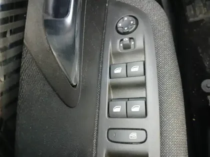 Photo 17 Peugeot 208  100 S&S BVM6