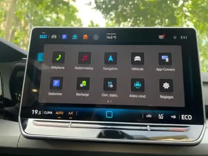 Photo 7 Volkswagen Golf  1.5 eHybrid 204 DSG6