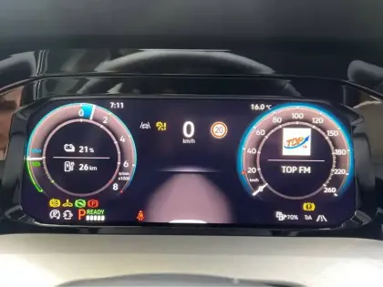 Photo 18 Volkswagen Golf  1.5 eHybrid 204 DSG6