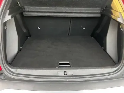 Photo 21 Peugeot 2008  PureTech 100 S&S BVM6