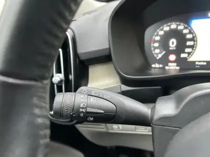 Photo 9 Volvo Xc40  D3 AWD AdBlue 150 ch Geartronic 8