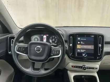 Photo 12 Volvo Xc40  D3 AWD AdBlue 150 ch Geartronic 8