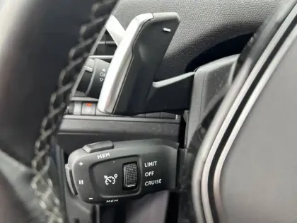 Photo 22 Peugeot 3008  Hybrid 225 e-EAT8