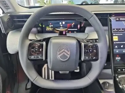 Photo 8 Citroën C5 aircross e- 210 autonomie confort