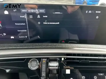 Photo 36 Peugeot 3008  Hybrid 145 e-DCS6