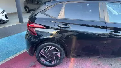 Photo 22 Hyundai I20  1.0 T-GDi 100 Hybrid 48V