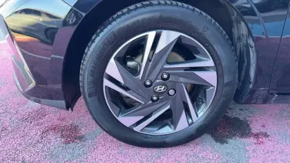 Photo 11 Hyundai I20  1.0 T-GDi 100 Hybrid 48V